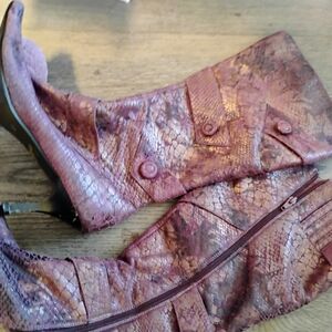 Purple Women's Snakeskin Heeled Boots